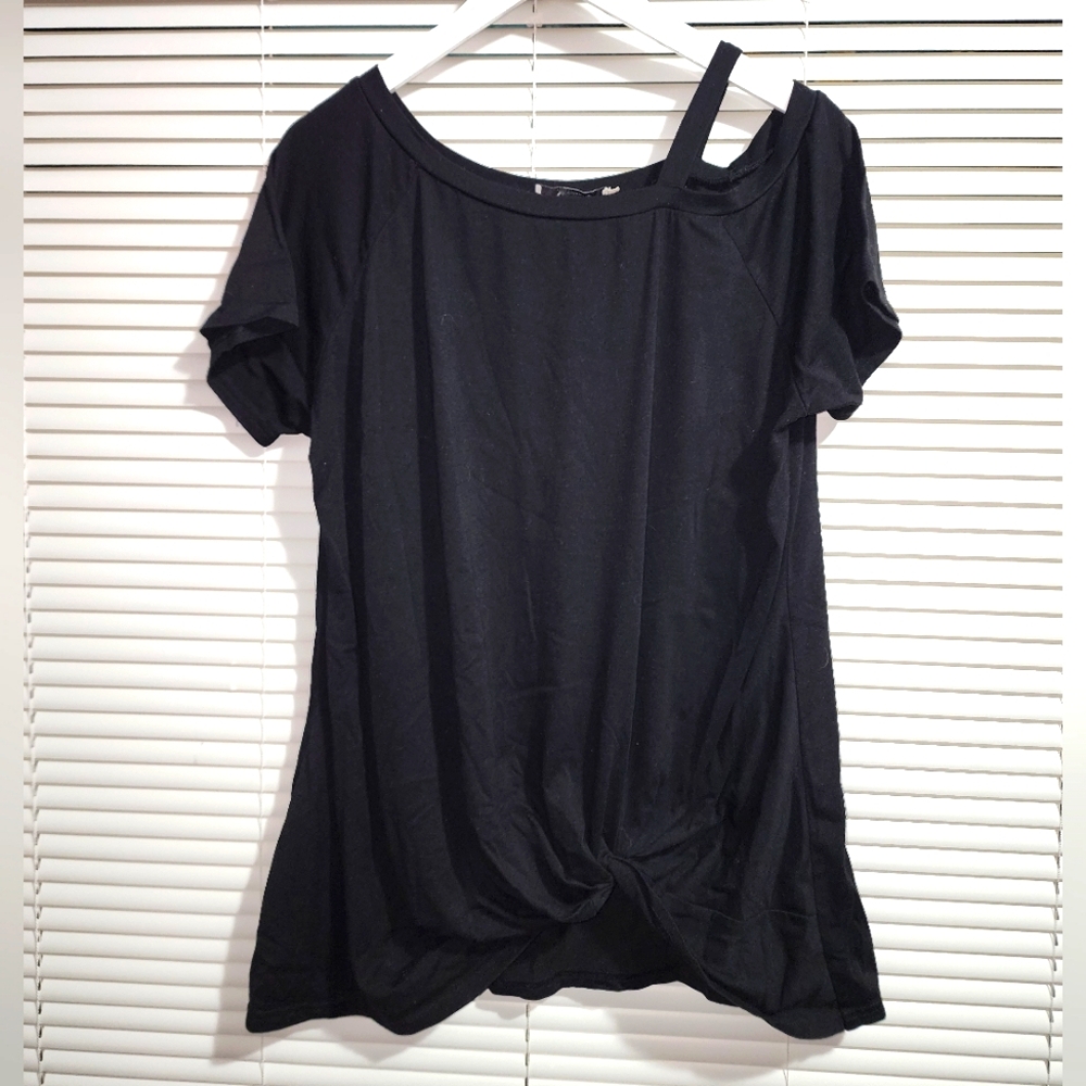Yidarton - 2X - black off shoulder